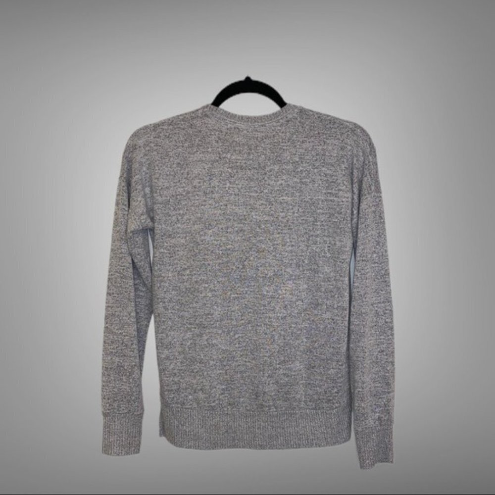 Abercrombie & Finch Sweater - Picture 2 of 6